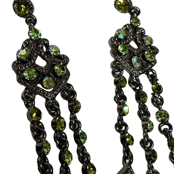 Beautiful vintage silver with green stone earrings. Stunning dangle earrings - Picture 2 of 4